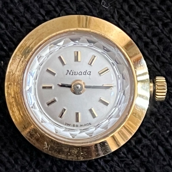 Watch - Picture 4 of 8